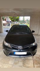 Toyota Auris 2014