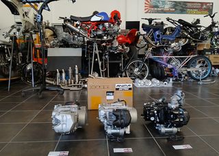 lemos karpirater se opia thesi thelte gia c50 glx dax chaly astrea supra ss50 z50j Z50R monkey Gorilla lifan skyteam Jincheng Jintong JC50 MODIFYING GARAGE "since1993" TAKEGAWAGR - 4miniracingparts,gr-thumb-25
