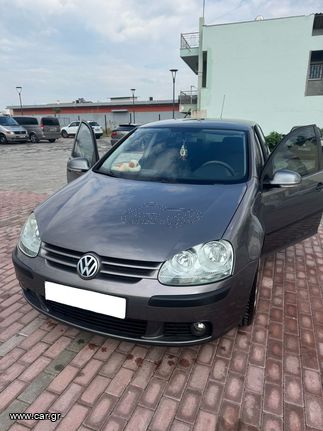 Volkswagen Golf 2005 GOLF 5 FSI 1.400