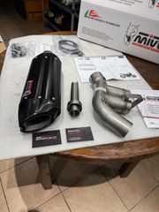 (ΑΜΕΣΑ ΔΙΑΘΕΣΙΜΗ)  MIVV SUONO  Για (YAMAHA FZ1) (2006-2016)(Τιμη:550€) Με όλα τα εξαρτήματα για να γινει τοποθετηση, Στο Σετ υπαρχει και αφηρημένος σιγαστήρας.!