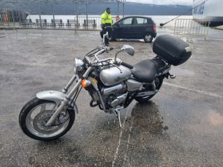 Honda Magna 1997-thumb-3