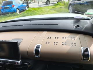 Citroen C4 Cactus 2015 e-THP shine-thumb-17