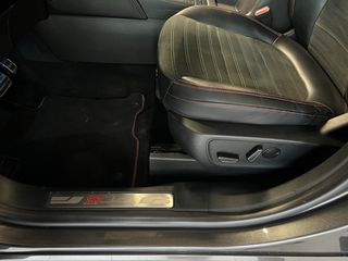 Ford Kuga 2020 ST LINE-thumb-44