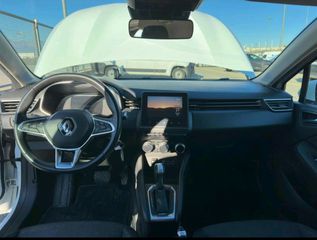 Renault Clio 2021 E-Hybrid Zen-thumb-6