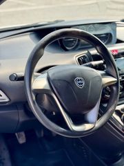 Lancia Ypsilon 2015-thumb-7