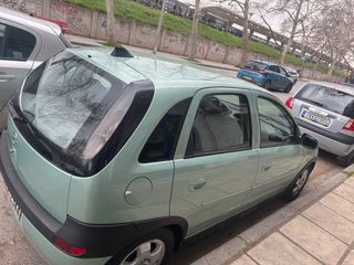 Opel Corsa 2001 C-thumb-7