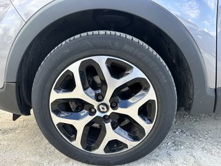Renault Captur 2018-thumb-3