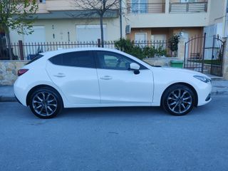 Mazda 3 2017 Nakama edition-thumb-1