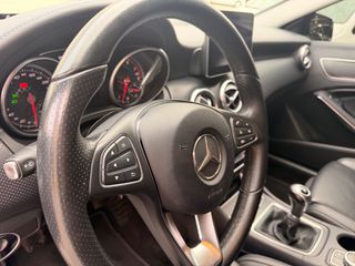 Mercedes-Benz A 180 2016 BlueEfficiency Urban-thumb-11