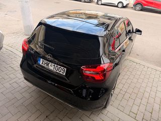 Mercedes-Benz A 180 2016 BlueEfficiency Urban-thumb-34