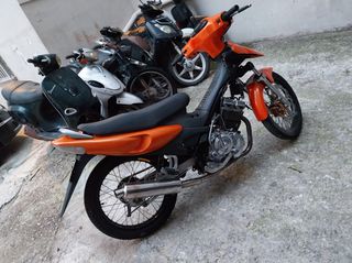 Suzuki FX 125 2000-thumb-5