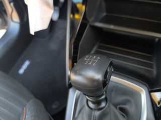 Peugeot 208 2020 1.2-thumb-31