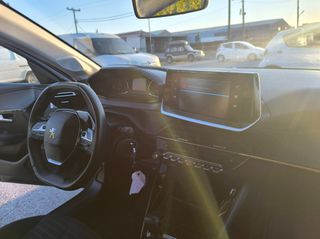 Peugeot 208 2020 1.2-thumb-35