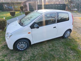 Daihatsu Cuore 2004 L251-thumb-2