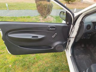Daihatsu Cuore 2004 L251-thumb-13