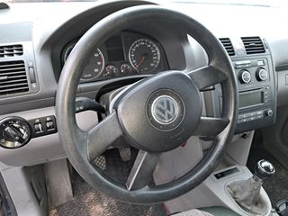 Volkswagen Touran 2004 1600 FSI 6 Ταχυτο PARTS-thumb-6