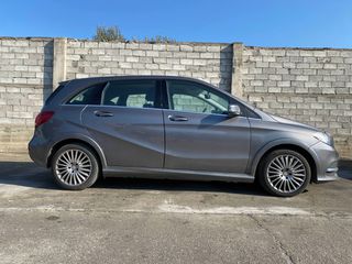Mercedes-Benz B 200 2015 NGT Executive-thumb-5