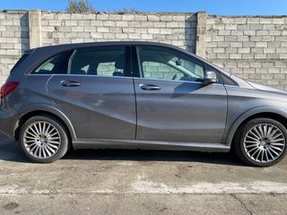 Mercedes-Benz B 200 2015 NGT Executive-thumb-6
