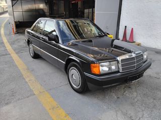 Mercedes-Benz 190 1992-thumb-1