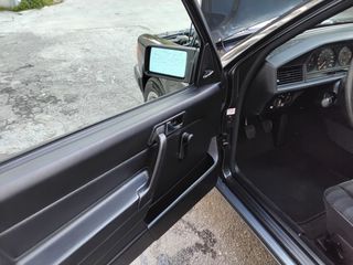 Mercedes-Benz 190 1992-thumb-8