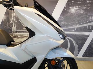 Honda PCX 125 2026 ΆΤΟΚΑ-thumb-5