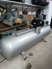 Αεροσυμπιεστής 500lt 10hp