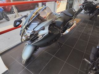 Suzuki GSXR 1300 Hayabusa 2025-thumb-1