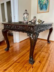 VINTAGE ΣΚΑΛΙΣΤΗ ΤΡΑΠΕΖΑΡΙΑ ΜΕ ΛΙΟΝΤΑΡΙΣΙΑ ΠΟΔΙΑ