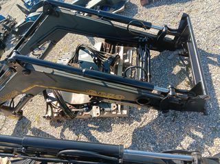 Γεωργικό 2008 AGRAM Q650  (KOYBAΣ ΜΕ ΒΑΣΕΙΣ)-thumb-4