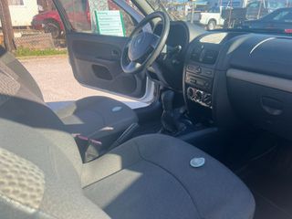 Renault Clio 2006-thumb-13