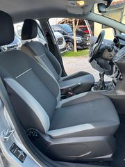 Ford Fiesta 2016-thumb-10