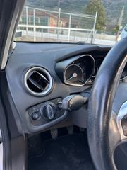 Ford Fiesta 2016-thumb-15