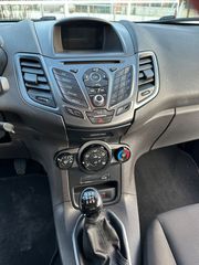 Ford Fiesta 2016-thumb-17