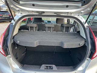 Ford Fiesta 2016-thumb-22
