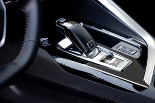 Peugeot 3008 2023 1.2 PureTech 130 Active Pack Auto-thumb-17