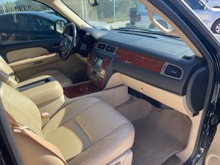Chevrolet Avalanche 2008 LTZ, 6.0, 340HP!-thumb-9