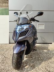 Kymco Grand Dink 300 2015-thumb-3