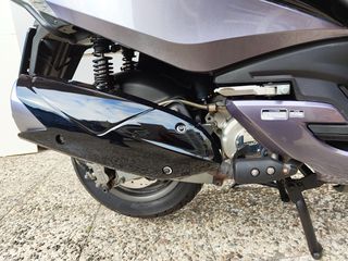 Kymco Grand Dink 300 2015-thumb-12