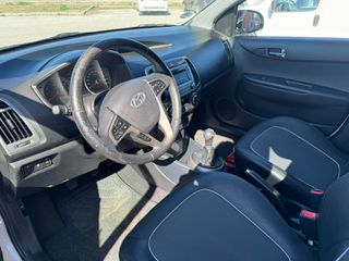 Hyundai i 20 2015 1.2 CLASSIC-thumb-6