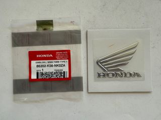 ΕΜΒΛΗΜΑ ΦΤΕΡΟΥ ΑΡΙΣΤΕΡΟ HONDA ΓΝΗΣΙΟ 73MM EXCLUSIVE GTR150 86202-K56-NK0ZA