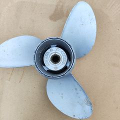 Προπέλα 17" Evinrude 90-00-thumb-1