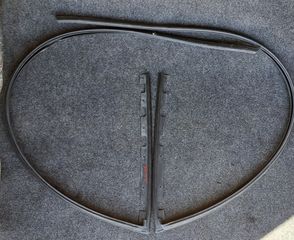 Πωλούνται λάστιχα πορτας εξωτερικά για Honda Civic Ek 96-00 Hatchback.