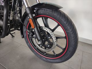 Royal Enfield Meteor 350 2025-thumb-10
