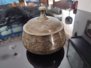 Vintage Επάργυρη εγχάρακτη φοντανιέρα