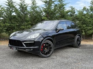 Porsche Cayenne 2011 CAYENNE TURBO