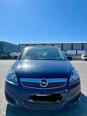 Opel Zafira 2014-thumb-1