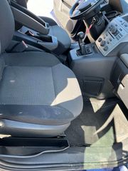 Opel Zafira 2014-thumb-9