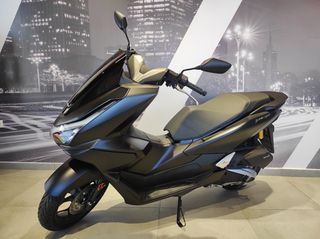 Honda PCX 125 2025 DX ΑΤΟΚΑ