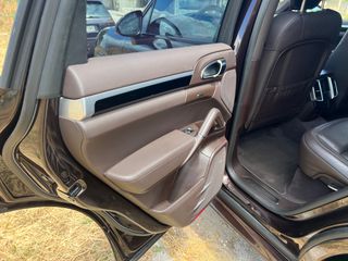 Porsche Cayenne 2016 E-HYBRID 416 PS FACE LIFT-thumb-39