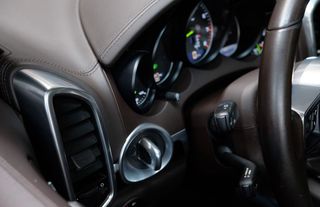 Porsche Cayenne 2016 E-HYBRID 416 PS FACE LIFT-thumb-25